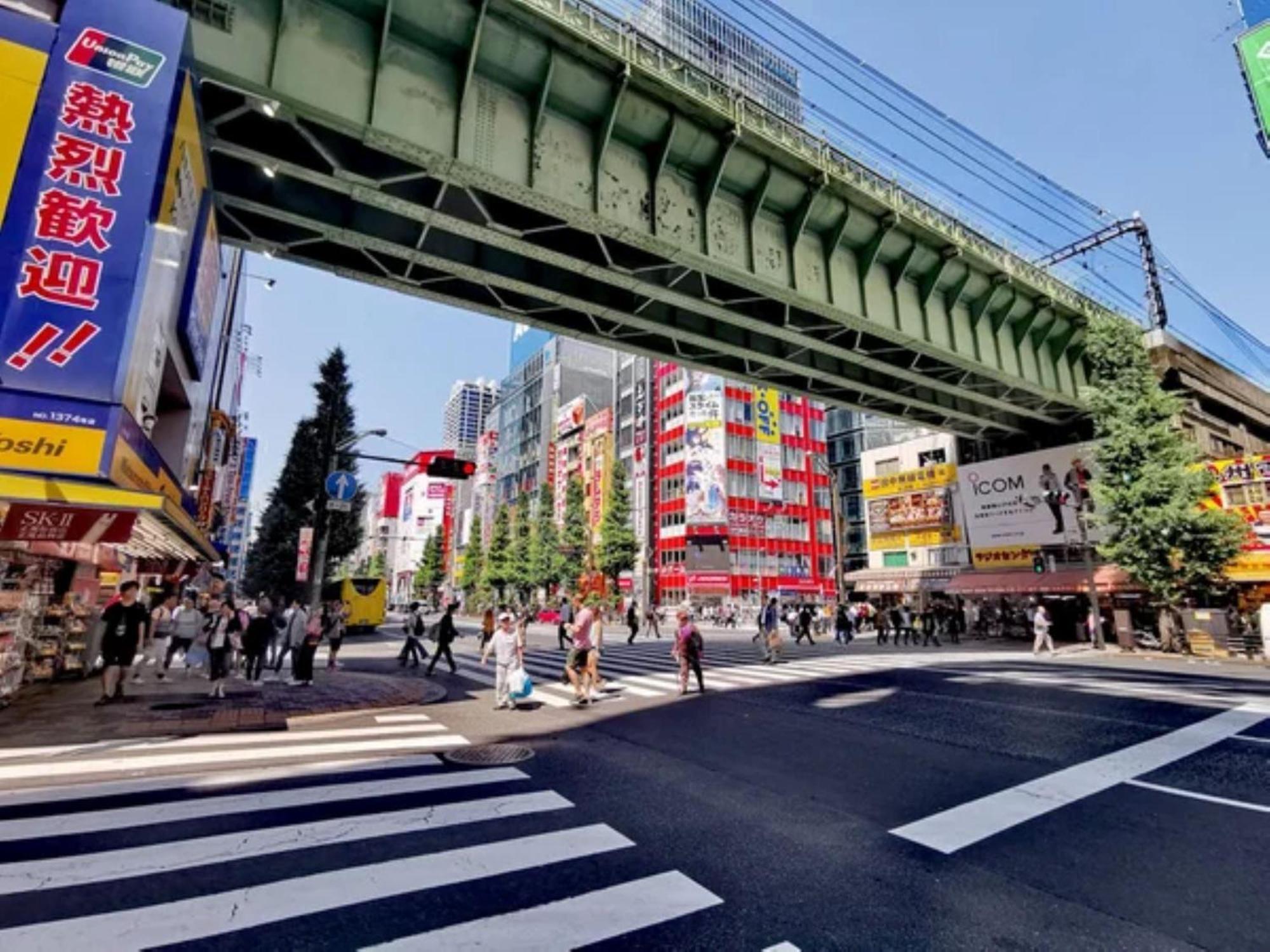 Apa Hotel Akihabara Ekihigashi Tokio Exterior foto